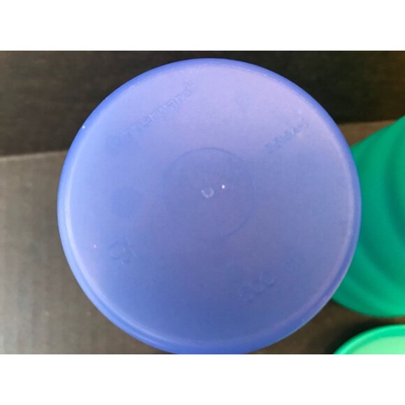 Vintage Set Of 4 Tupperware Ribbed Tumblers & Lids NWOT Blue Turquoise Yellow - Picture 5 of 10